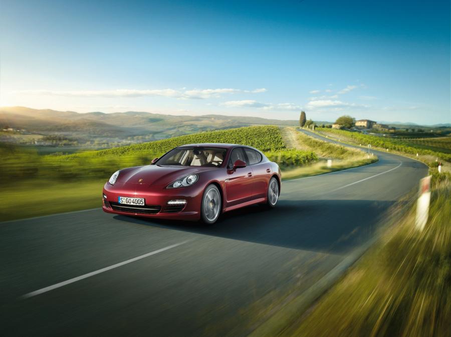  Porsche Panamera 2009 года  (фото 130 из 144)
